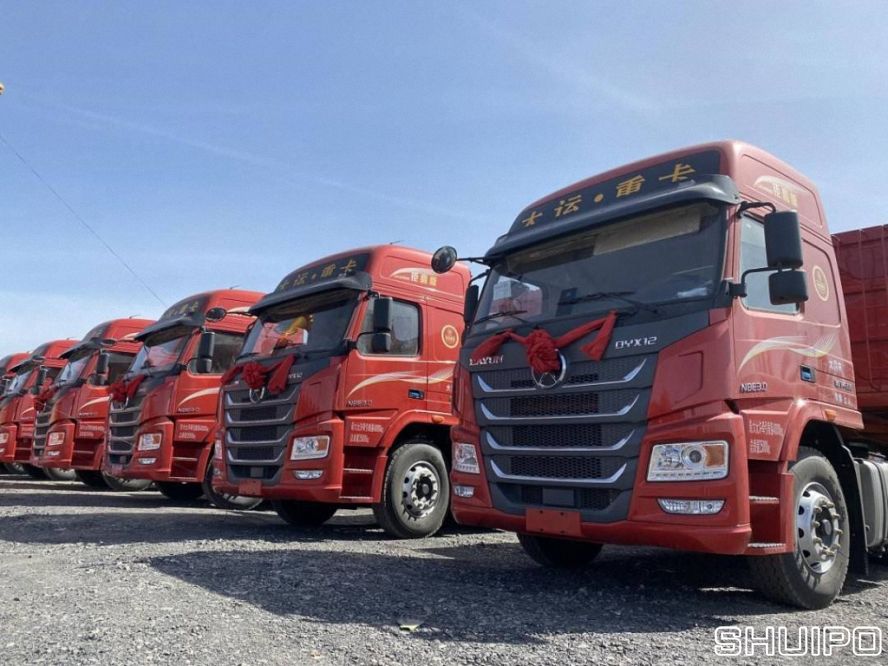 200輛國六牽引車順利交付山西永昌集團(tuán) 200輛國六牽引車順利交付山西永昌集團(tuán)