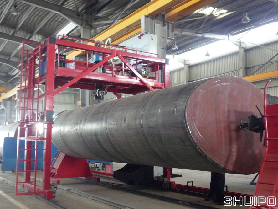 9.異形罐體環(huán)縫自動(dòng)焊接機(jī).JPG 9.異形罐體環(huán)縫自動(dòng)焊接機(jī).JPG